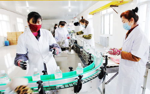 眾志成城 戰(zhàn)疫必勝——黑龍江省優(yōu)秀文藝作品網(wǎng)絡(luò)展播第48期攝影類 防護(hù)用品生產(chǎn)