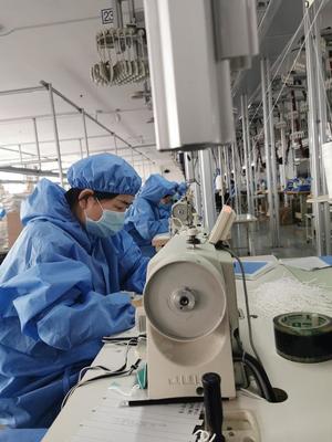 轉(zhuǎn)產(chǎn)先鋒 桓臺(tái)牛仔服企業(yè)的防護(hù)用品制造戰(zhàn)